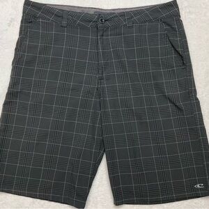 O’NEILL Black Gray Plaid Flat Front Shorts | 10.5” Inseam | Mens 34